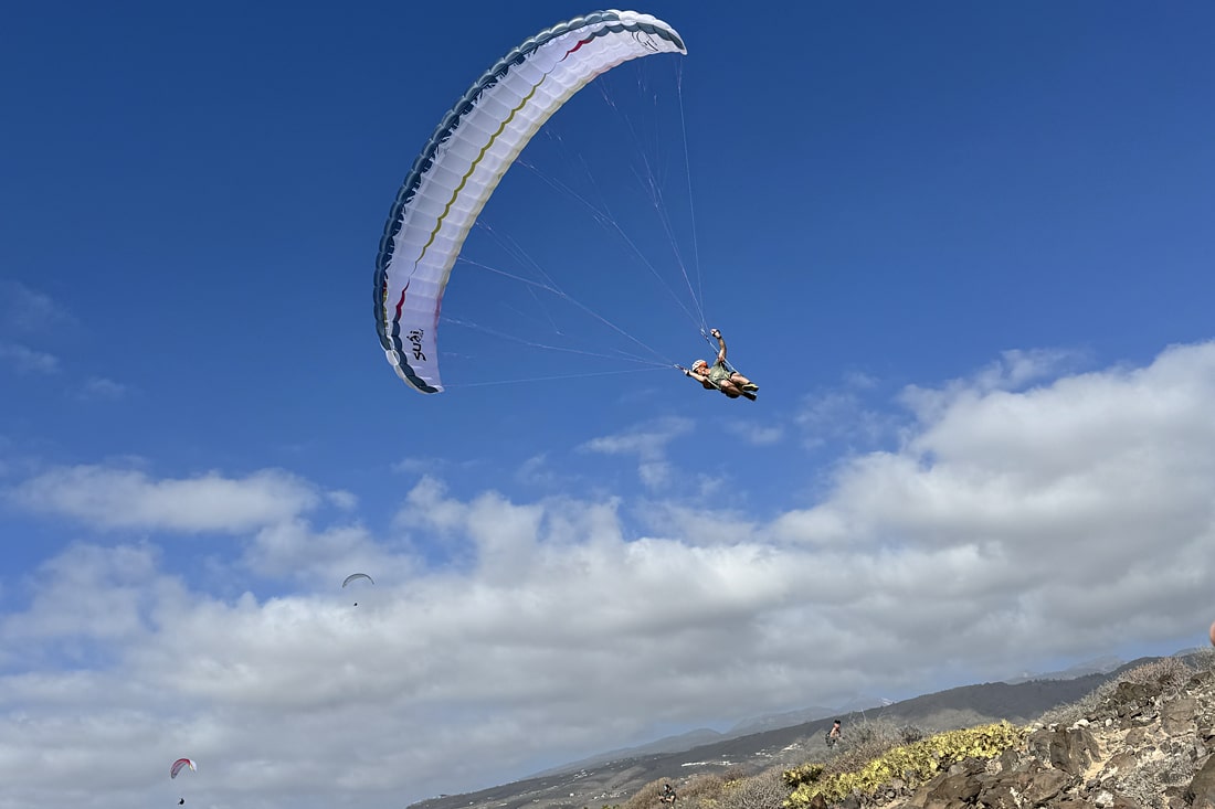 AirDesign SuSi XPed Hike & Fly Mini Wing